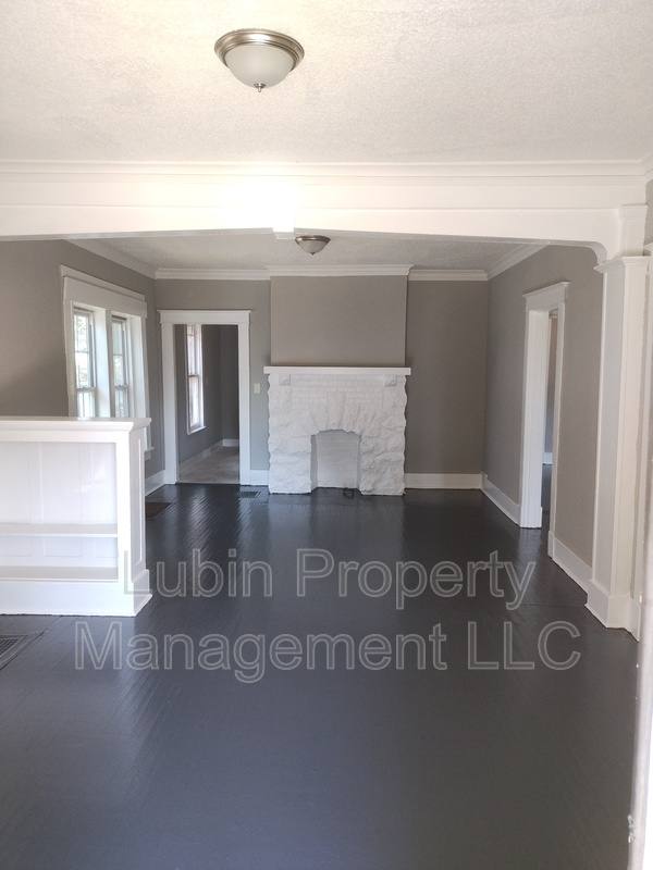 House for rent at 1628 E McLemore Ave, Memphis, TN 38106
