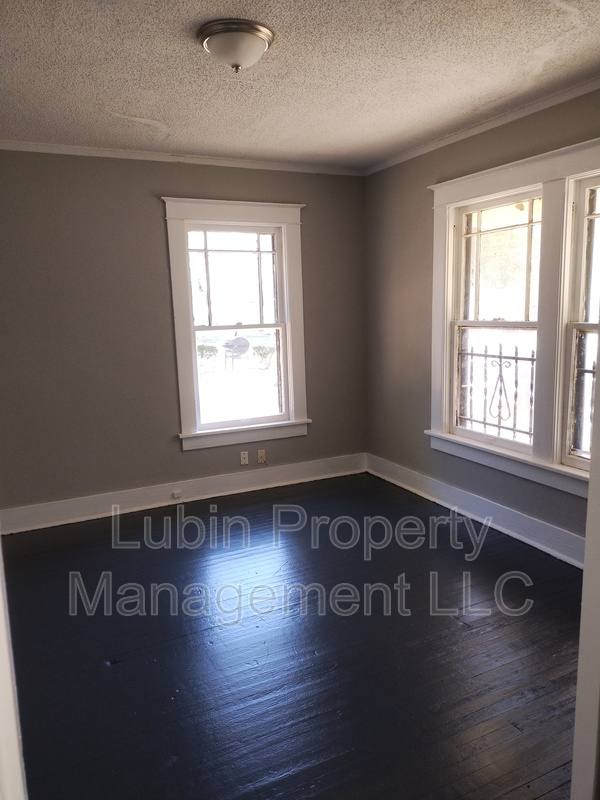 House for rent at 1628 E McLemore Ave, Memphis, TN 38106