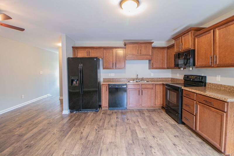 Townhouse for rent at 1718-H Thistlewood Dr, Clarksville, TN 37042