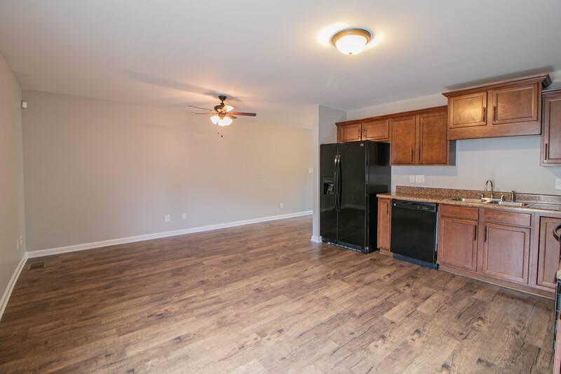Townhouse for rent at 1718-H Thistlewood Dr, Clarksville, TN 37042