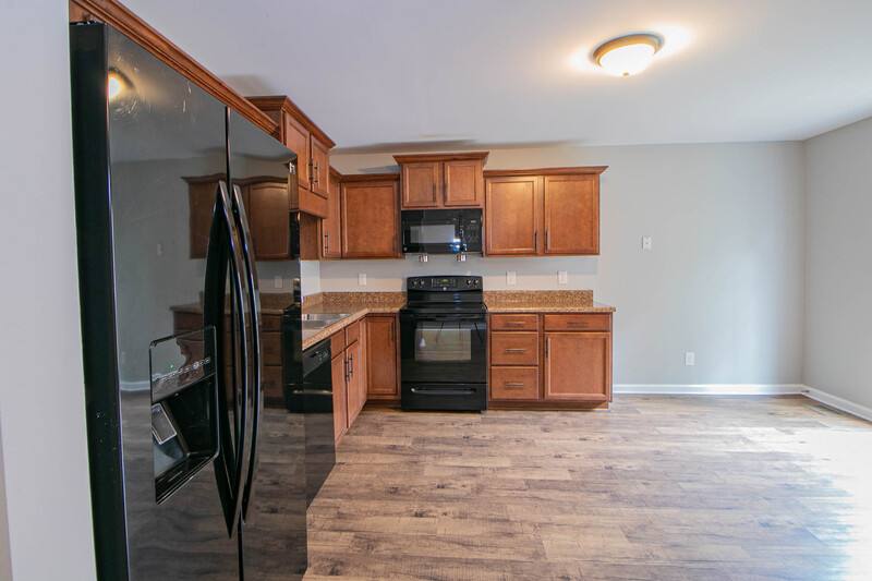 Townhouse for rent at 1718-H Thistlewood Dr, Clarksville, TN 37042