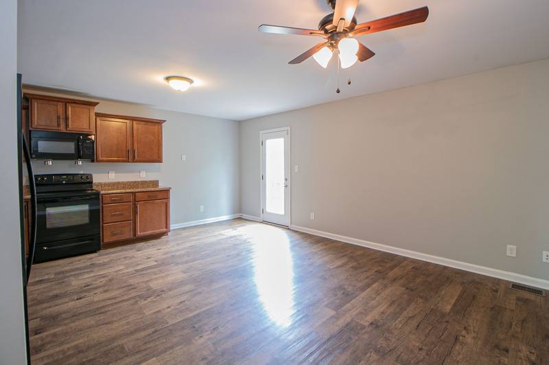 Townhouse for rent at 1718-H Thistlewood Dr, Clarksville, TN 37042
