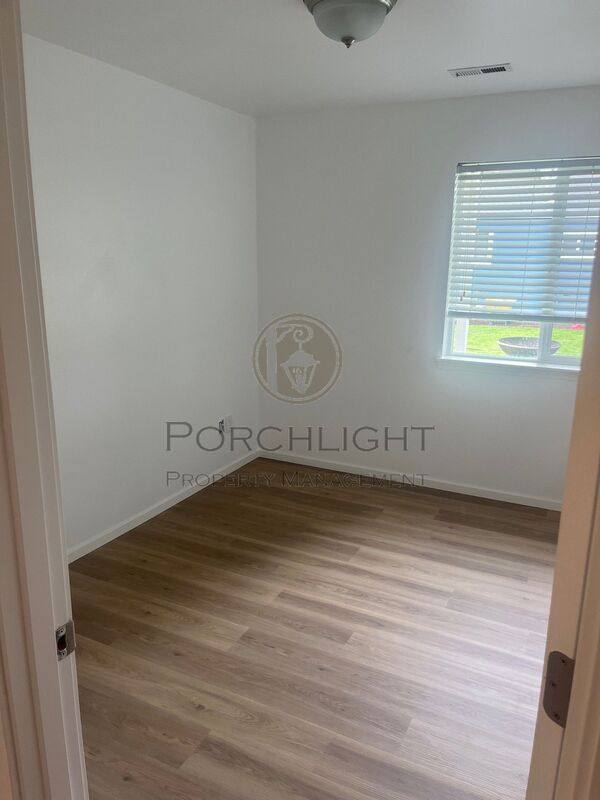 Condo for rent at 208 Noble St #1, Sumas, WA 98295