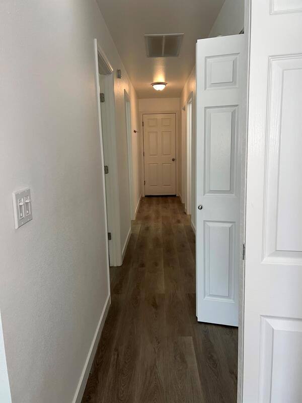Condo for rent at 208 Noble St #1, Sumas, WA 98295