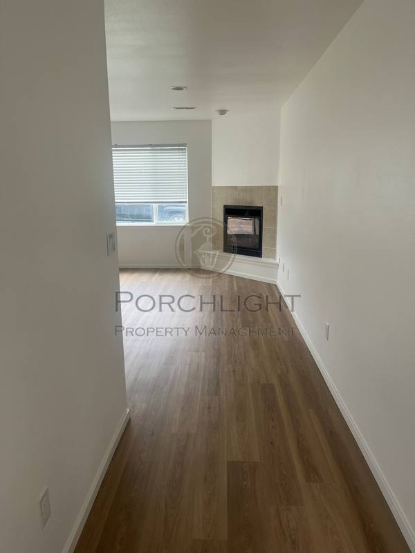 Condo for rent at 208 Noble St #1, Sumas, WA 98295
