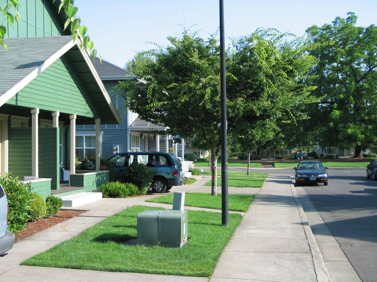 Townhouse for rent at 925 Hatton Ave, Eugene, OR 97404