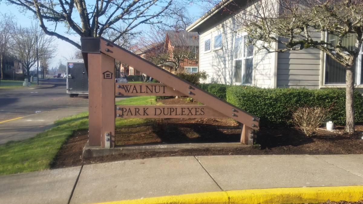 Townhouse for rent at 925 Hatton Ave, Eugene, OR 97404