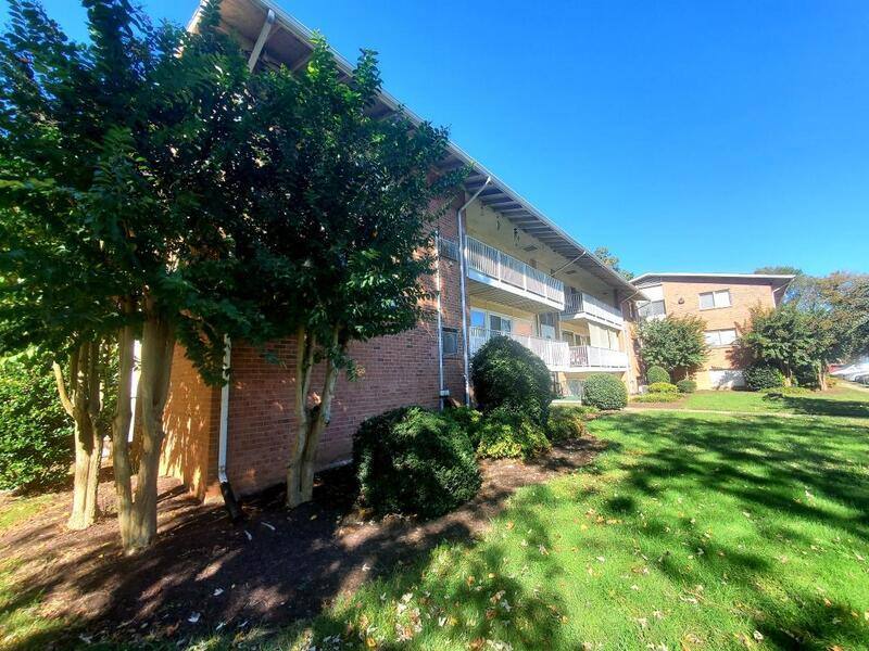 Apartment for rent at 5604 Crenshaw Rd #1533, Richmond, VA 23227