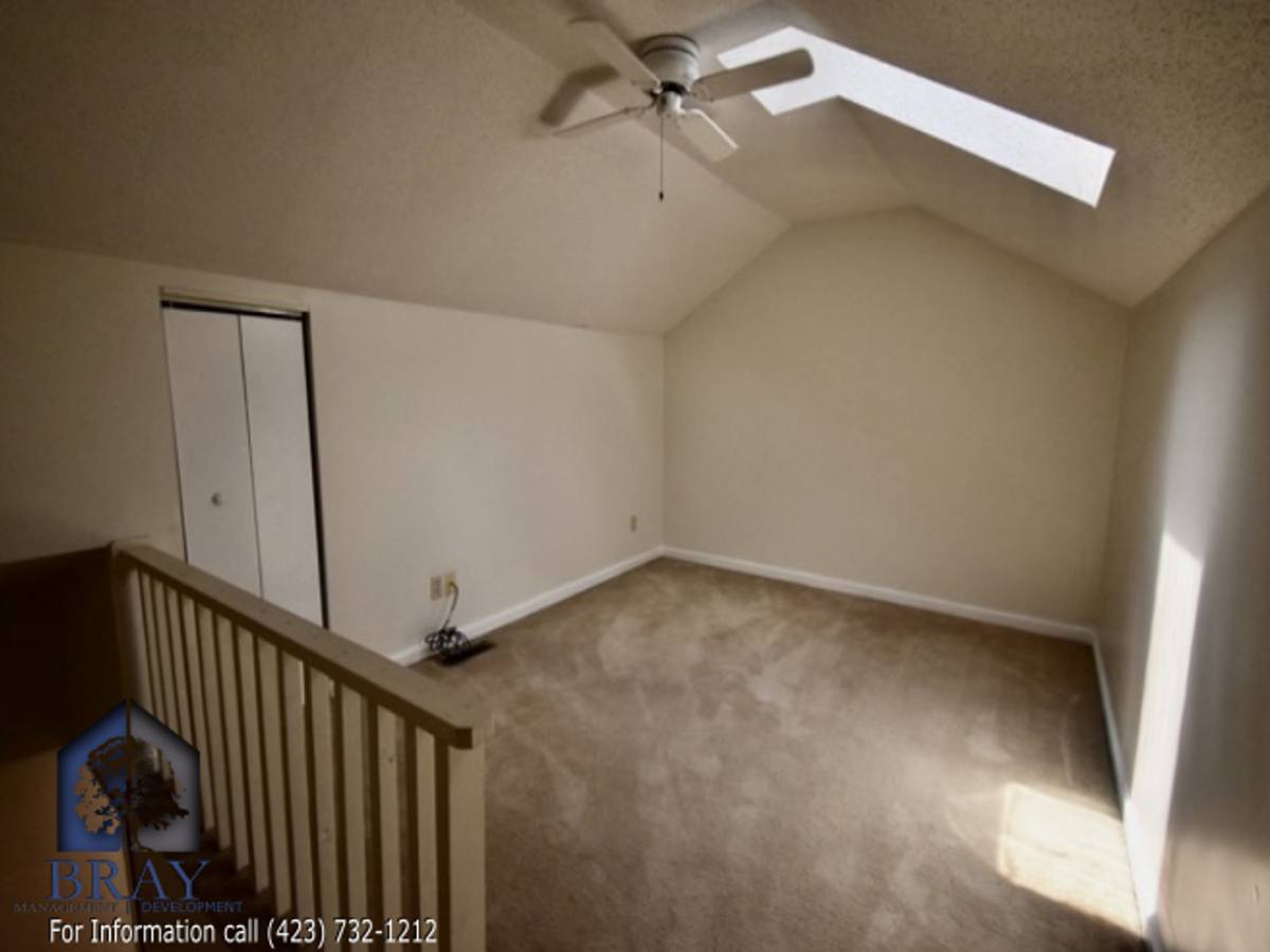 Townhouse for rent at 2931 Broad St, Bristol, TN 37620