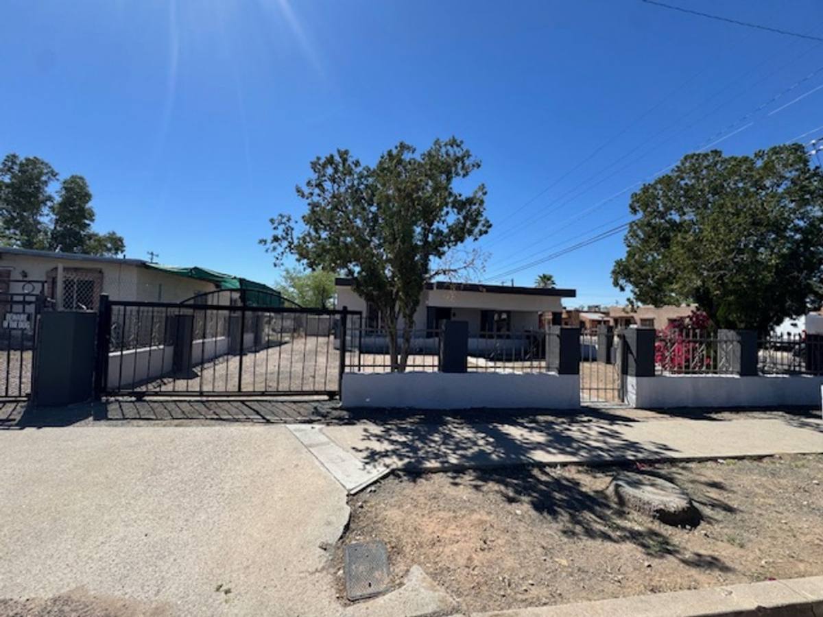 House for rent at 202 E 32nd St, Tucson, AZ 85713