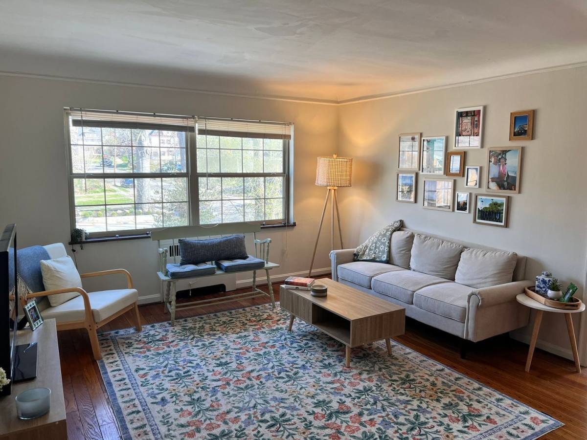 Apartment for rent at 2860 Observatory Ave, Cincinnati, OH 45208