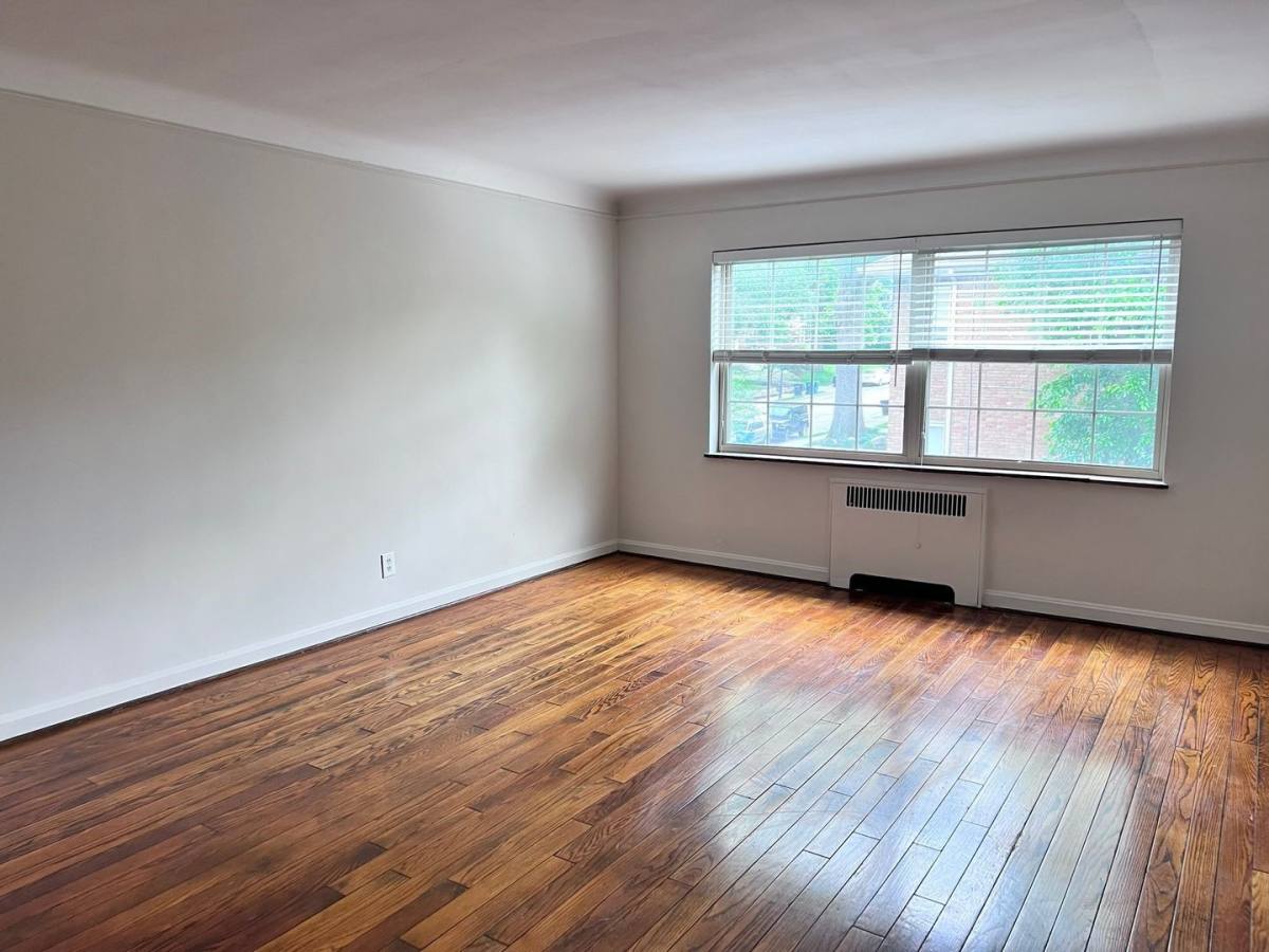Apartment for rent at 2860 Observatory Ave, Cincinnati, OH 45208