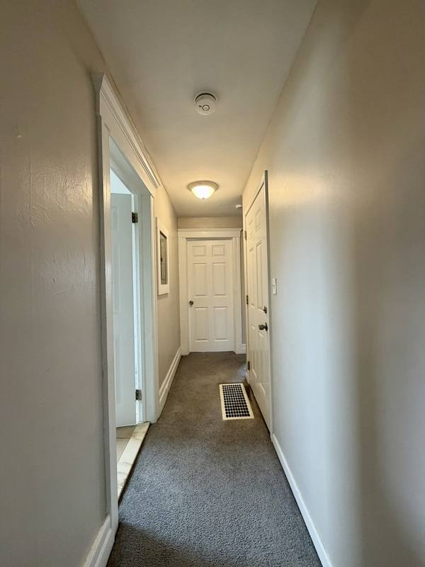 Apartment for rent at 82 Poplar St #2, Wyandotte, MI 48192