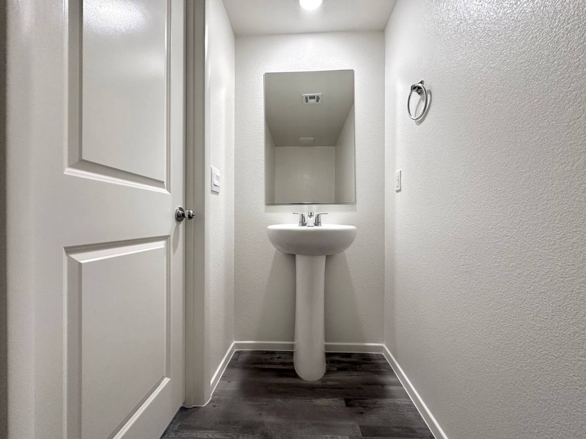 Townhouse for rent at 4921 Hunter Mesa Ave, Las Vegas, NV 89139