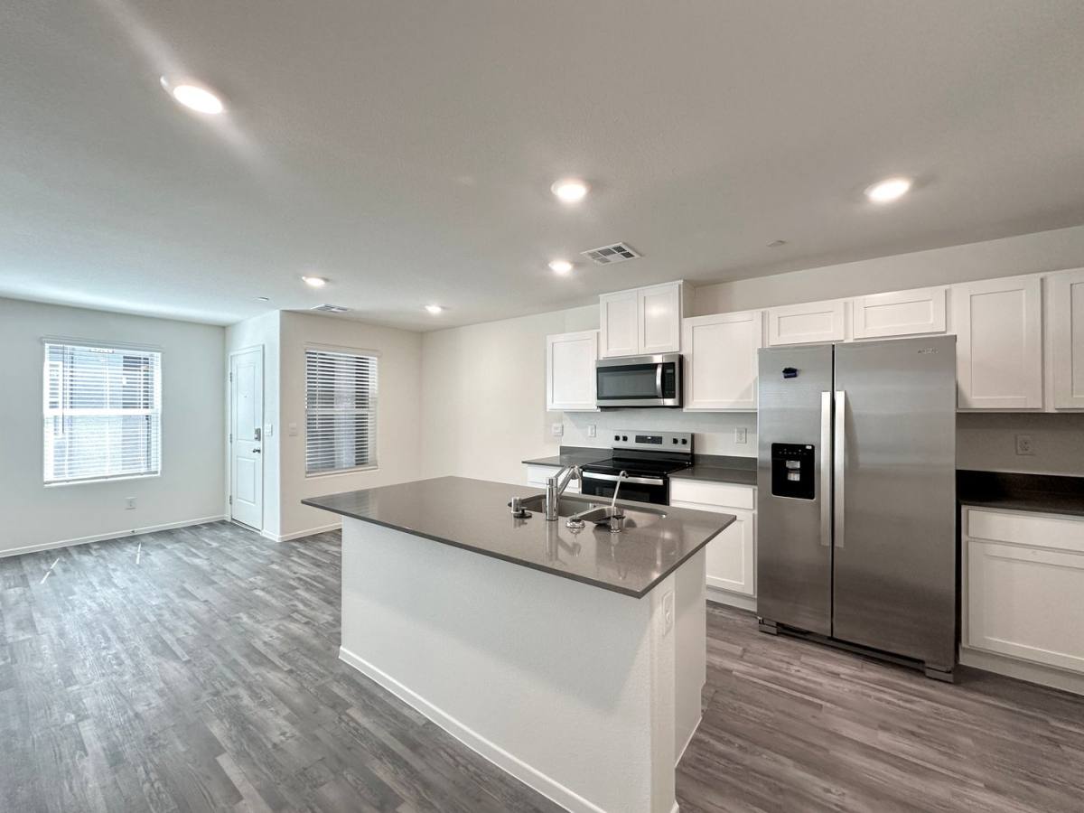 Townhouse for rent at 4921 Hunter Mesa Ave, Las Vegas, NV 89139