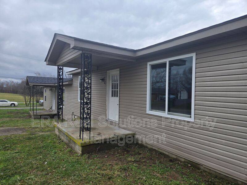 Apartment for rent at 105 Forest Ave #4, Leesburg, OH 45135