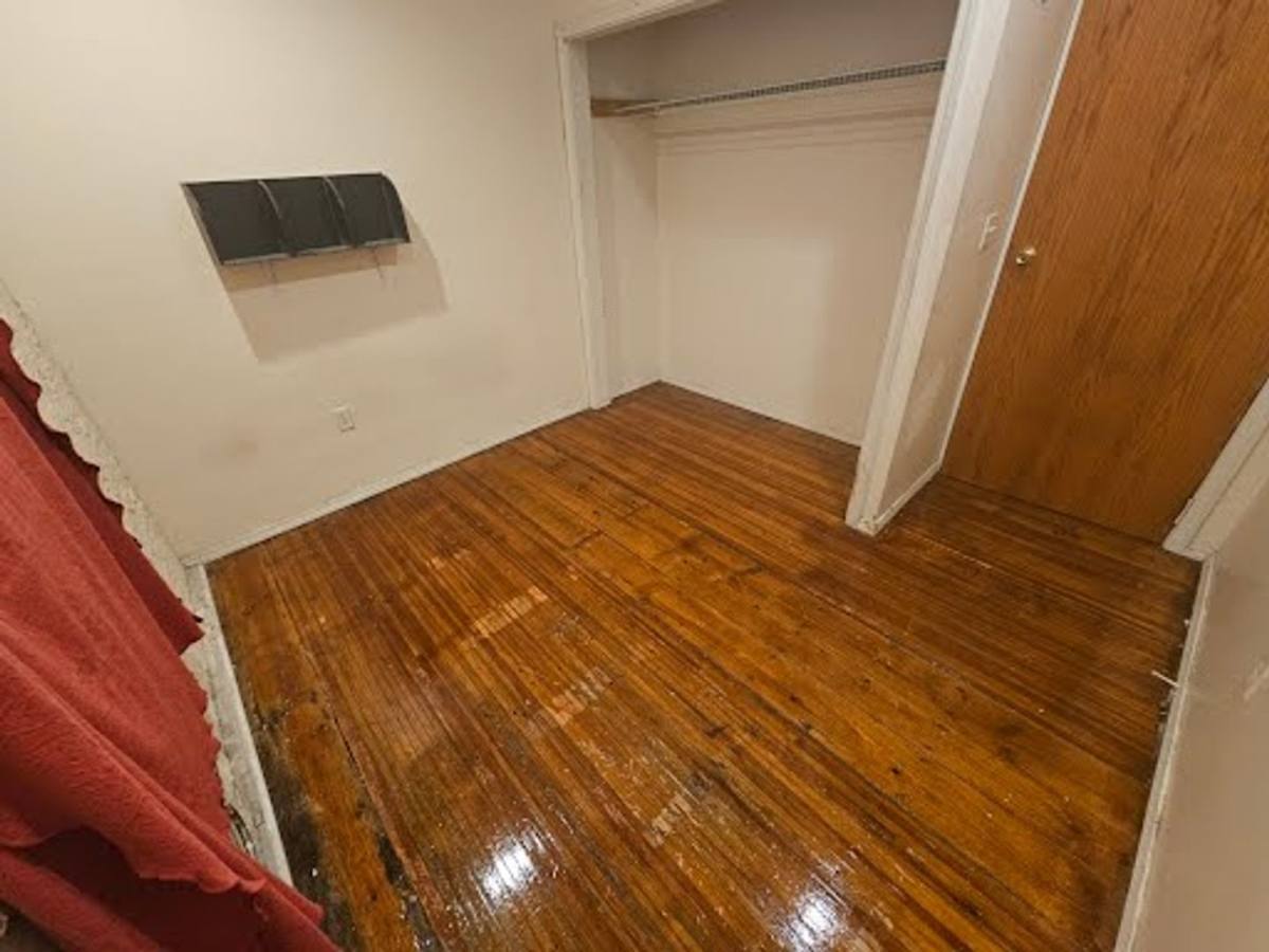Apartment for rent at 2323-2337 S 5th St, Milwaukee, WI 53207