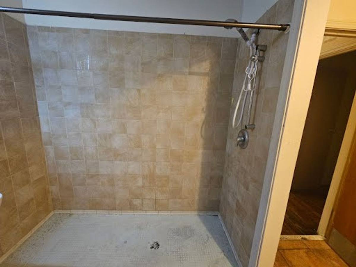 Apartment for rent at 2323-2337 S 5th St, Milwaukee, WI 53207