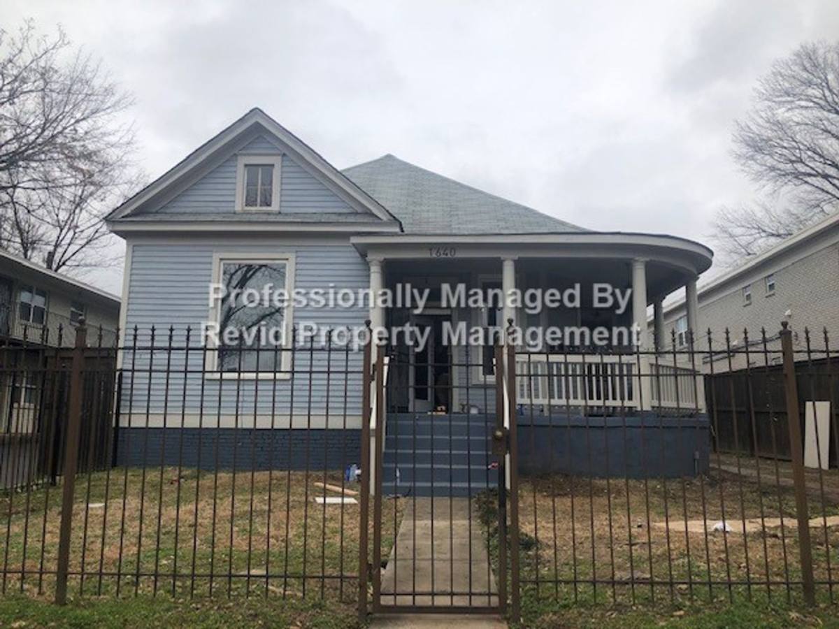 Apartment for rent at 1640 Monroe, Memphis, TN 38104