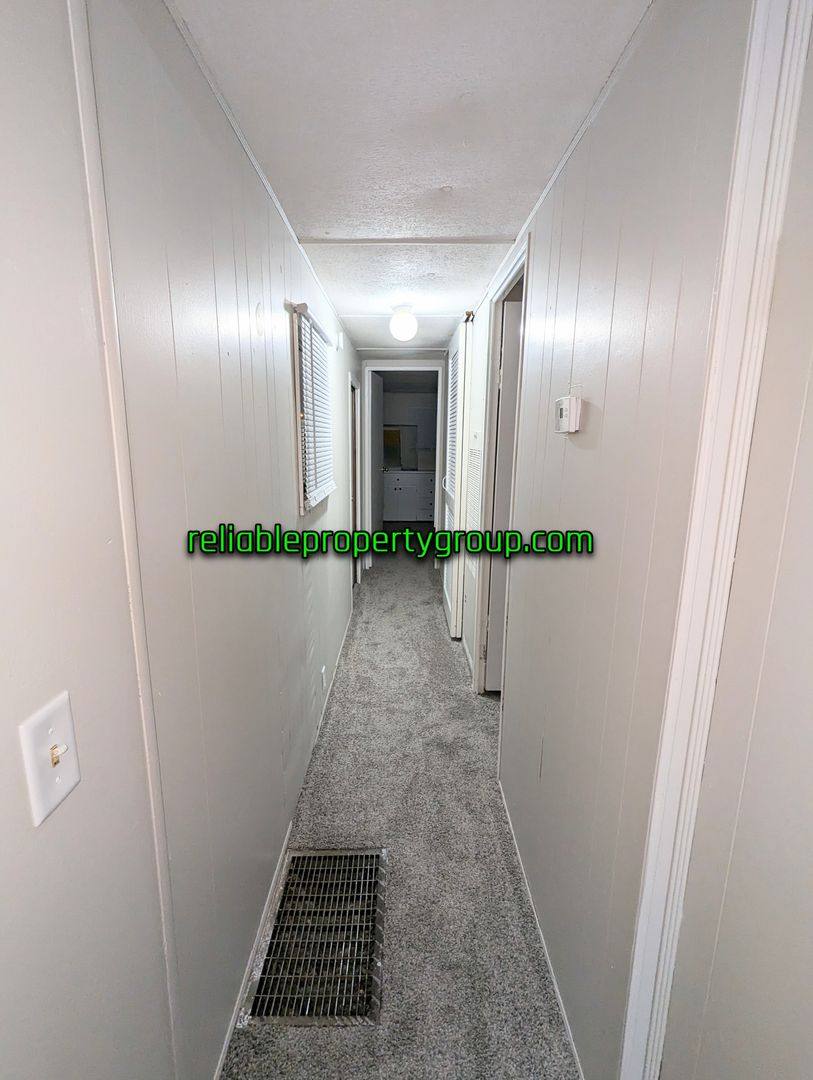 House for rent at 5614 W Cook Rd, Fort Wayne, IN 46818
