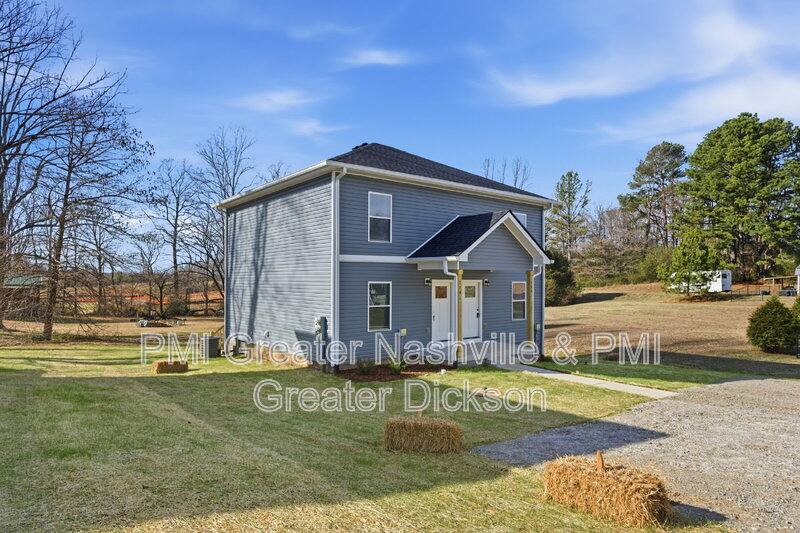 Townhouse for rent at 118 Saw Mill Rd #B, Dickson, TN 37055