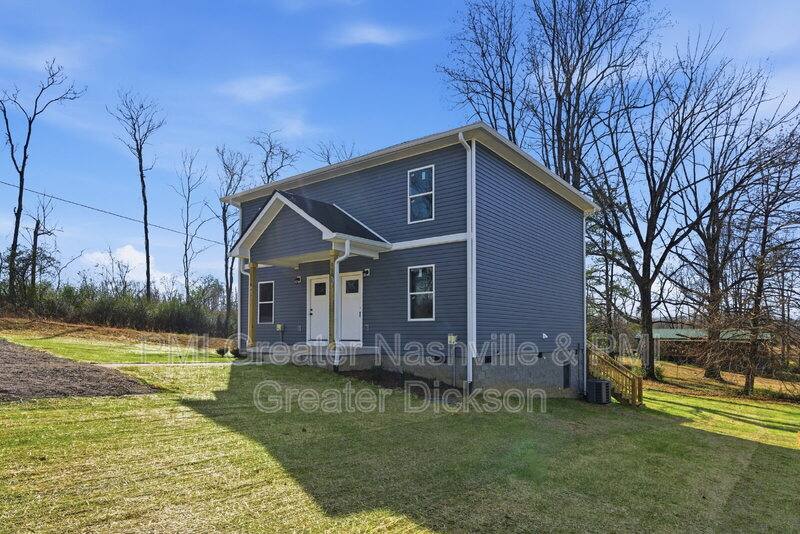 Townhouse for rent at 118 Saw Mill Rd #B, Dickson, TN 37055