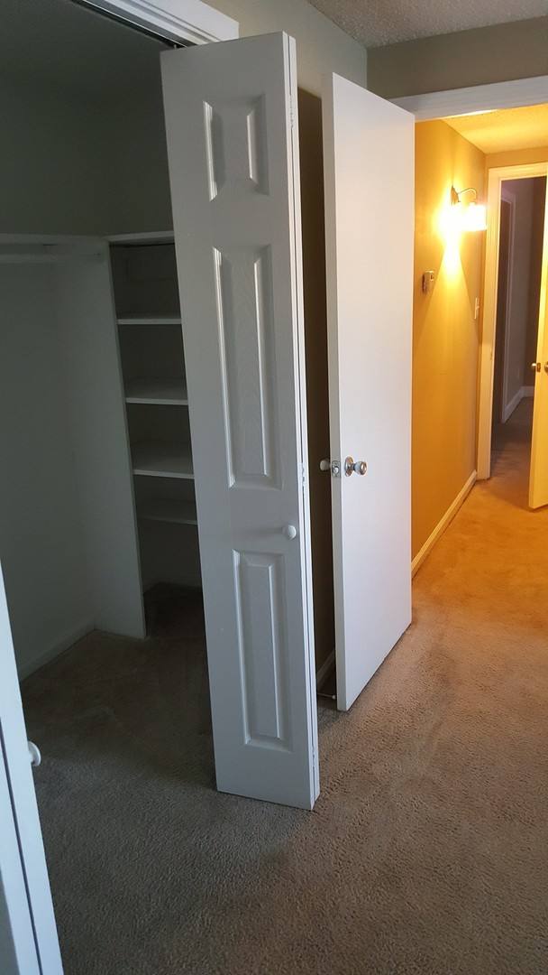 Townhouse for rent at 2262 Chapel Hill Rd, Birmingham, AL 35216