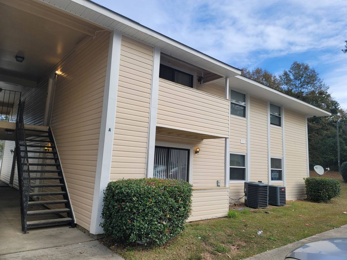 Apartment for rent at 1401 Elmtree Rd, Columbia, SC 29209