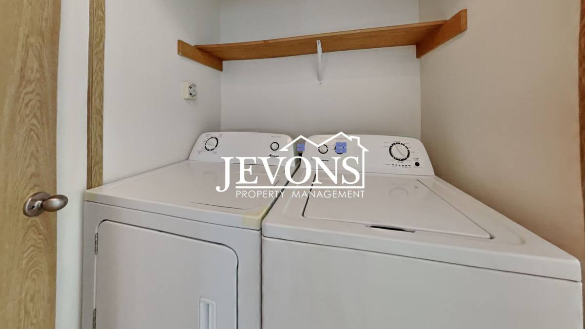 Apartment for rent at 4538 S Warner St, Tacoma, WA 98409
