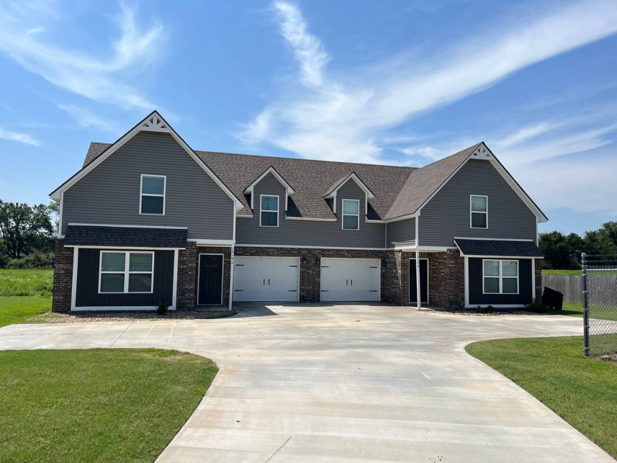 Townhouse for rent at 1518 Northridge Dr, Van Buren, AR 72956