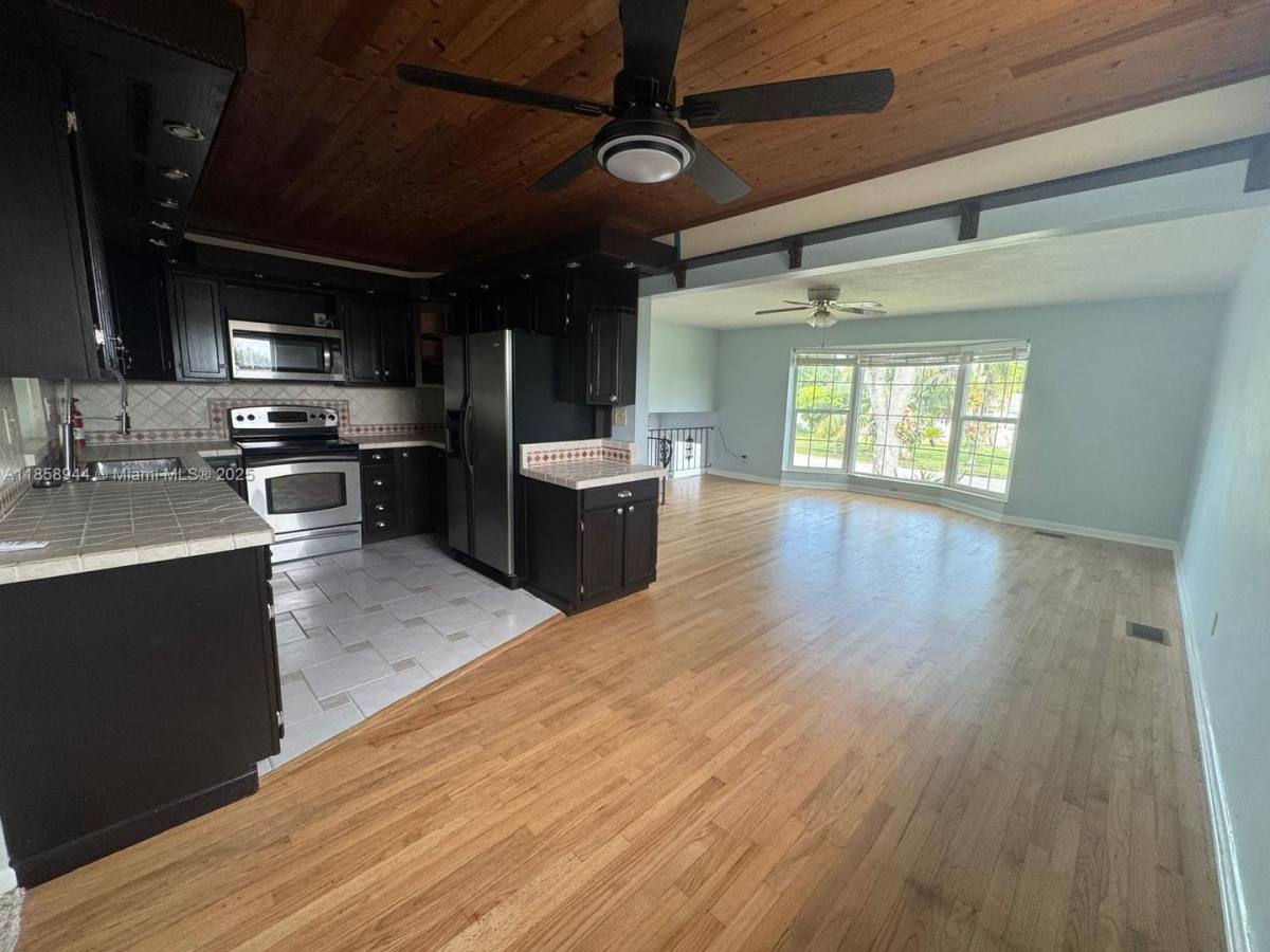 House for rent at 141 NW 72 Way A, Hollywood, FL 33024