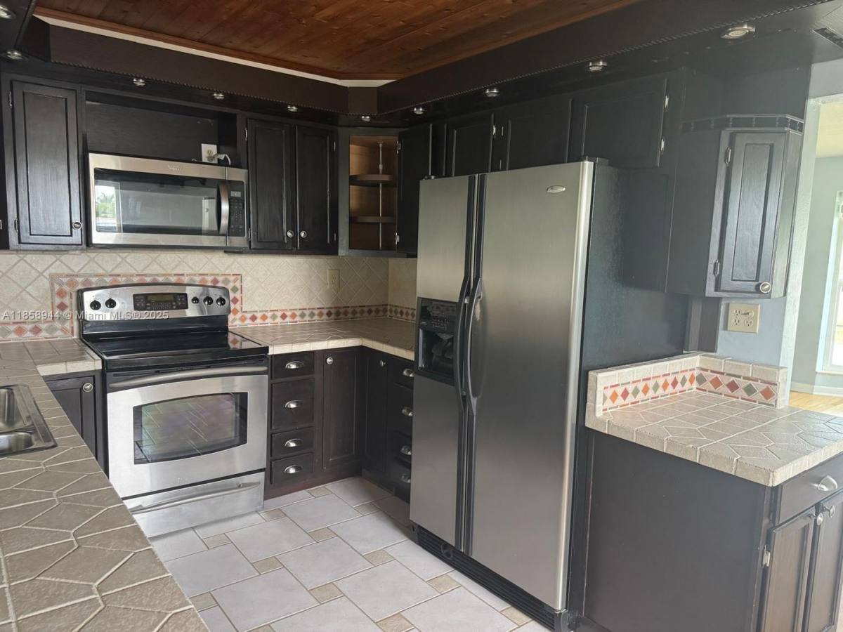 House for rent at 141 NW 72 Way A, Hollywood, FL 33024