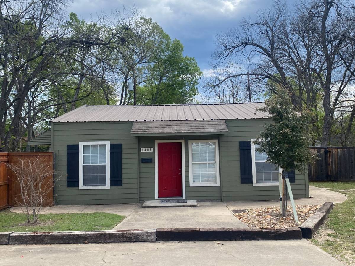 House for rent at 1305 S 21st St, Temple, TX 76504