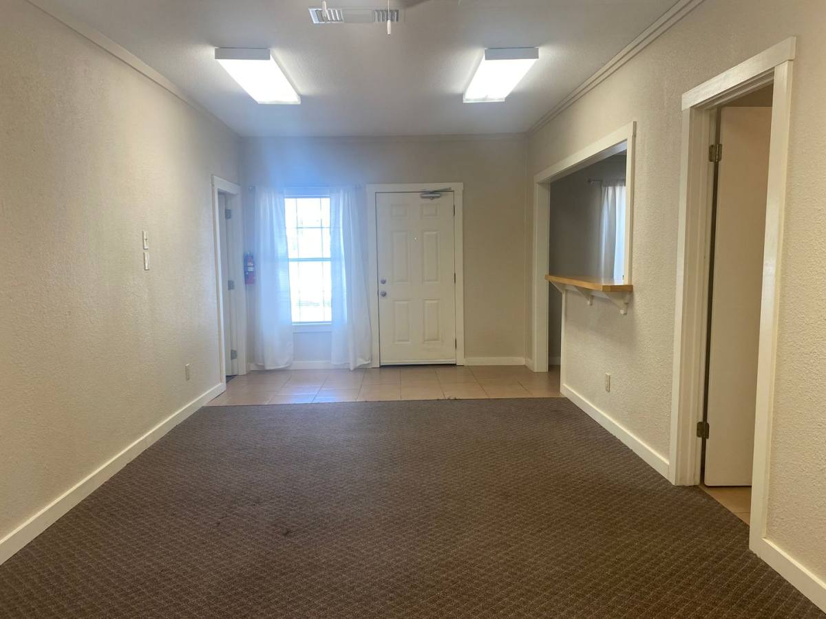 House for rent at 1305 S 21st St, Temple, TX 76504