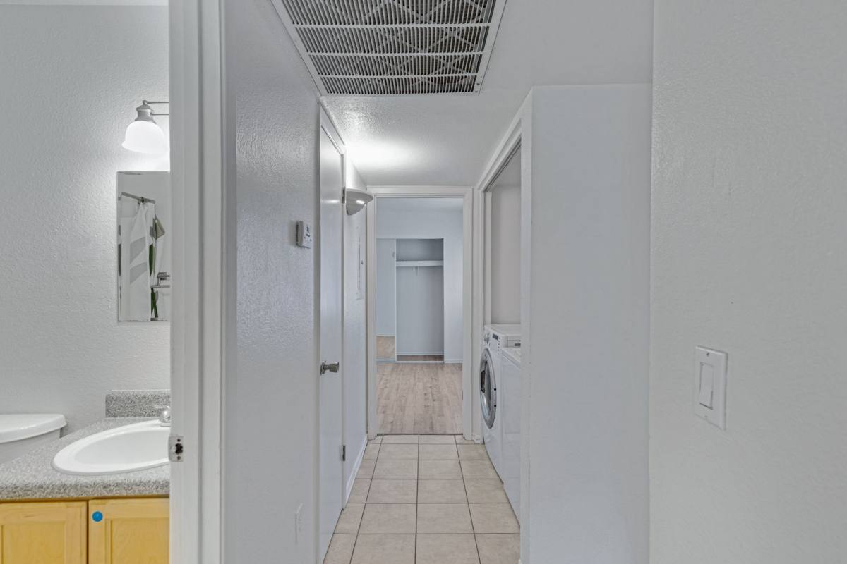 Condo for rent at 11640 N 51 Ave, Glendale, AZ 85304