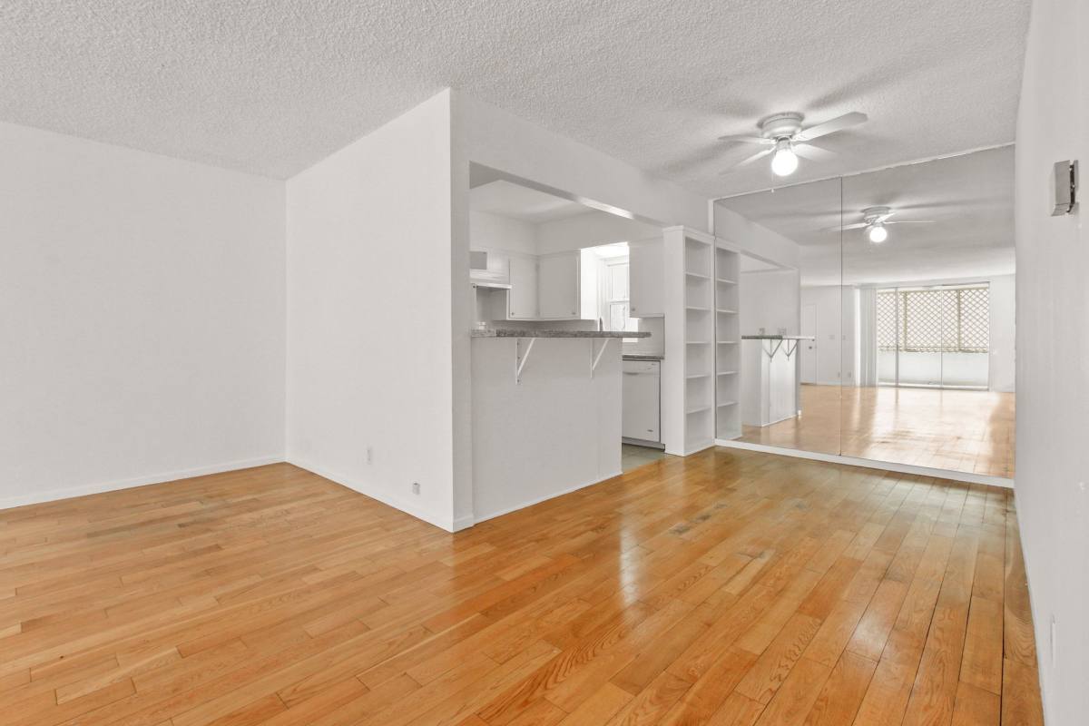 Apartment for rent at 1237 Berkeley St, Santa Monica, CA 90404