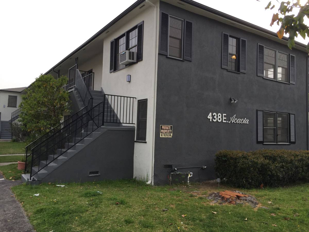 Townhouse for rent at 438-440 E Acacia Ave, Glendale, CA 91205