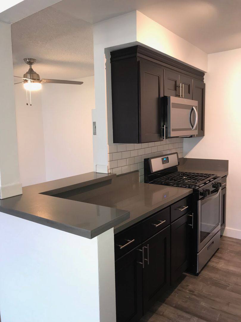 Apartment for rent at 104-147 E Leatrice Lane, Anaheim, CA 92802