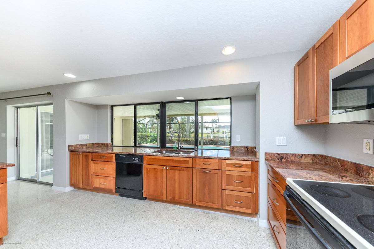House for rent at 2429 Aqui Esta Dr, Punta Gorda, FL 33950
