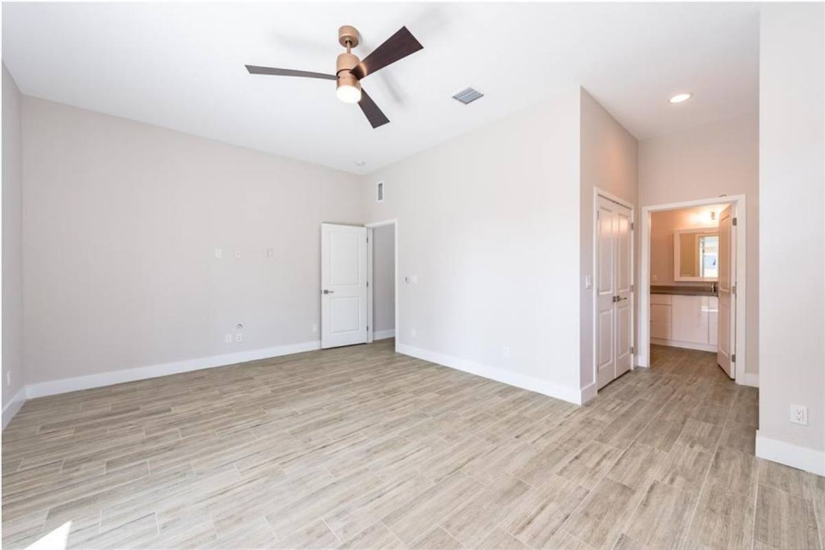House for rent at 1105 NE 2nd Ave, Fort Lauderdale, FL 33304