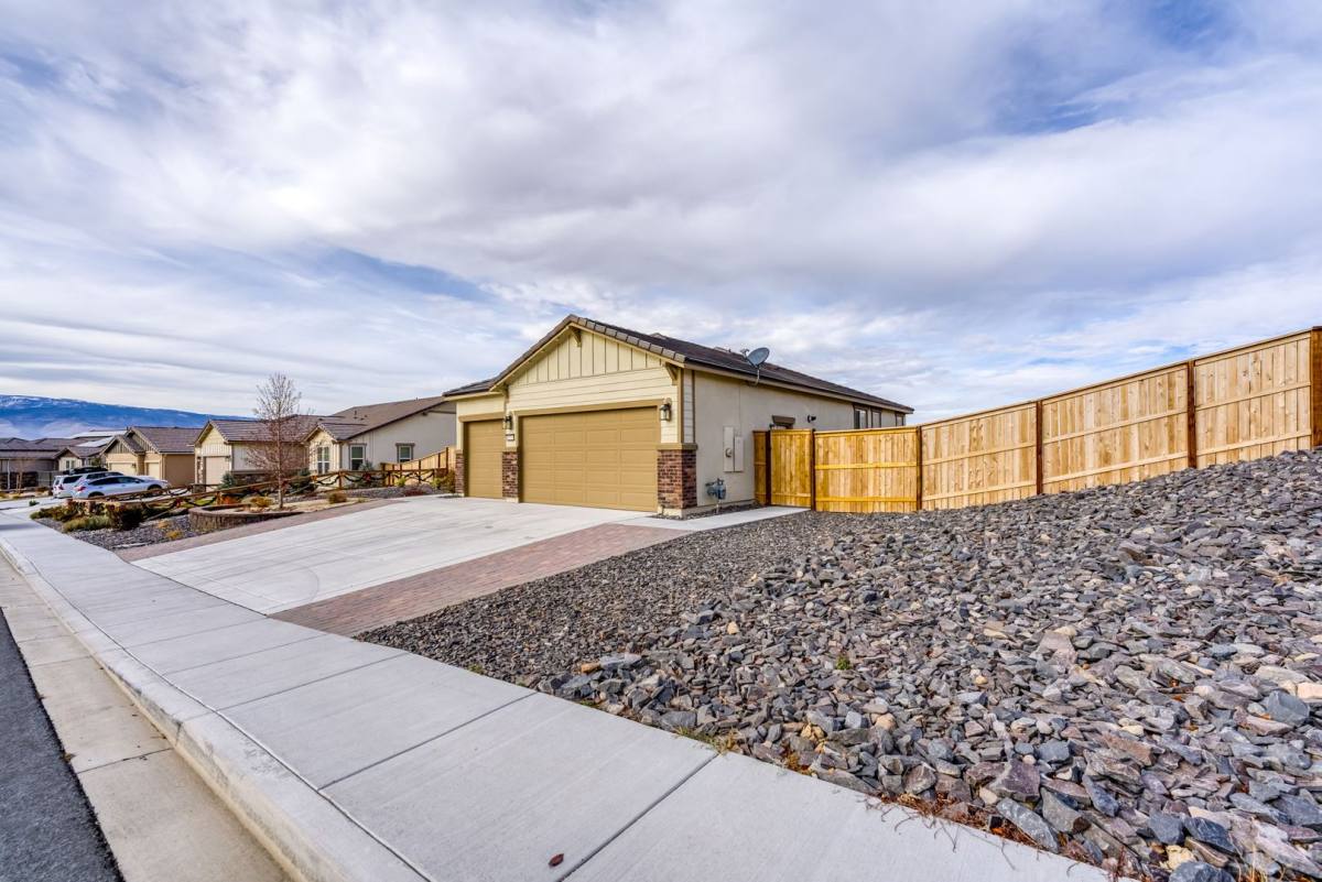 House for rent at 10513 Claim Jumper Way, Reno, NV 89521