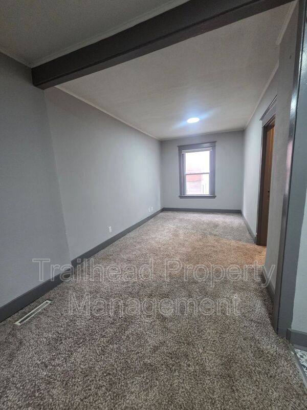 Apartment for rent at 3227 Central St #3, Kansas City, MO 64111