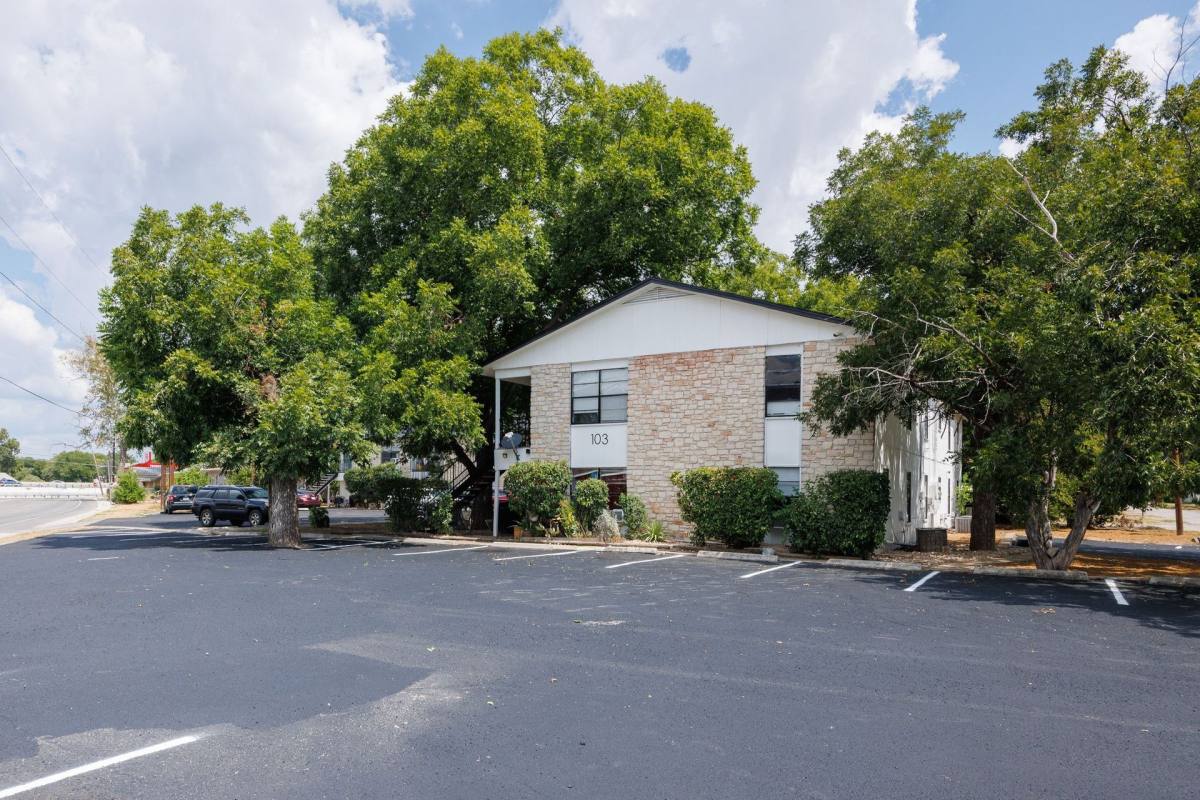Apartment for rent at 103 Smith Lane, San Marcos, TX 78666