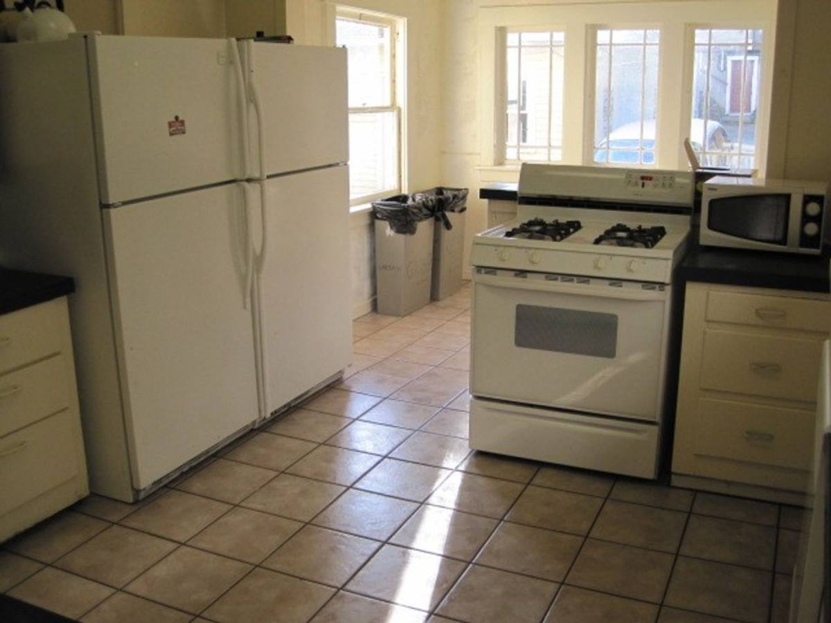 Apartment for rent at 5043 18th NE, Seattle, WA 98105
