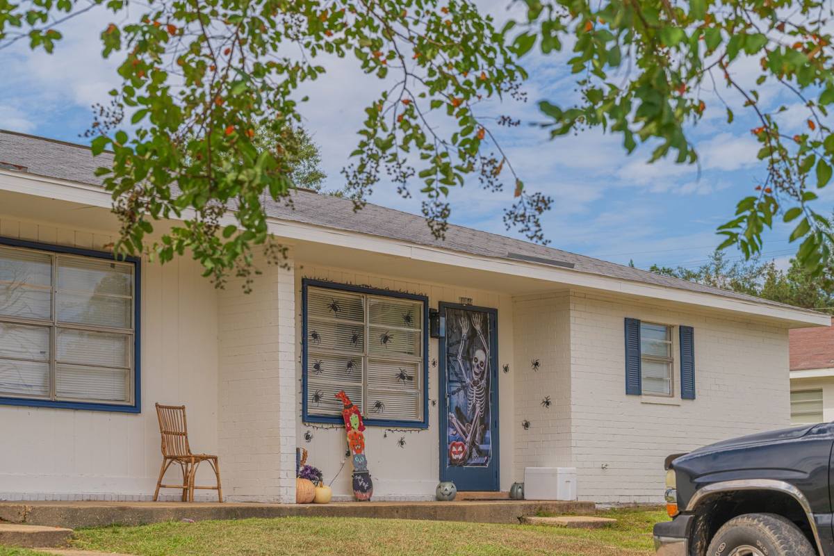 Apartment for rent at 530 Cecil Lane, Monroeville, AL 36460
