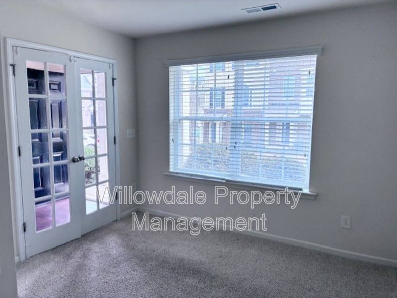 Townhouse for rent at 6025 Kentworth Dr, Holly Springs, NC 27540