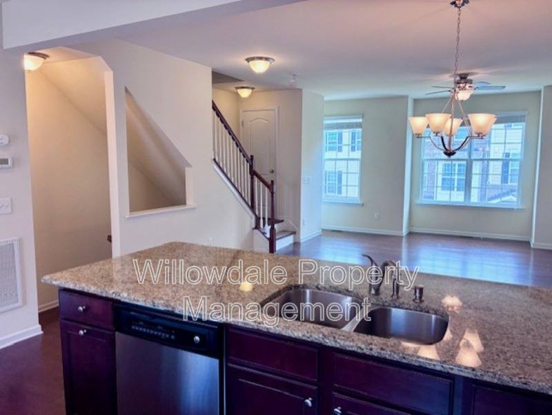 Townhouse for rent at 6025 Kentworth Dr, Holly Springs, NC 27540