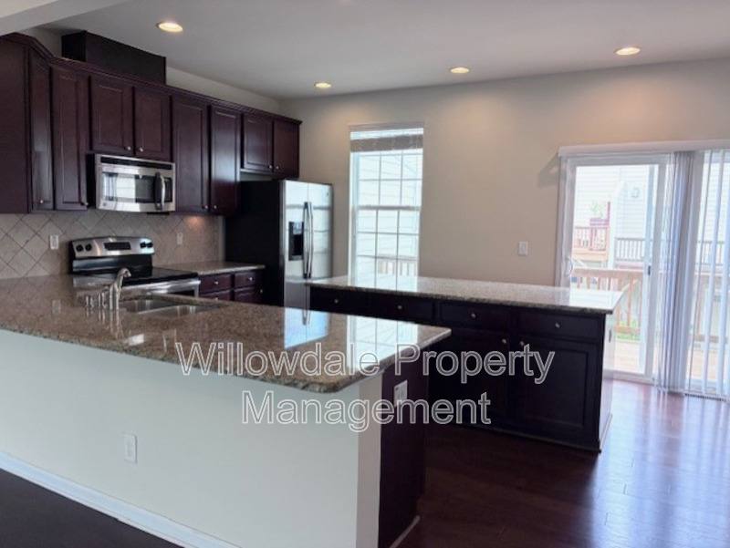 Townhouse for rent at 6025 Kentworth Dr, Holly Springs, NC 27540