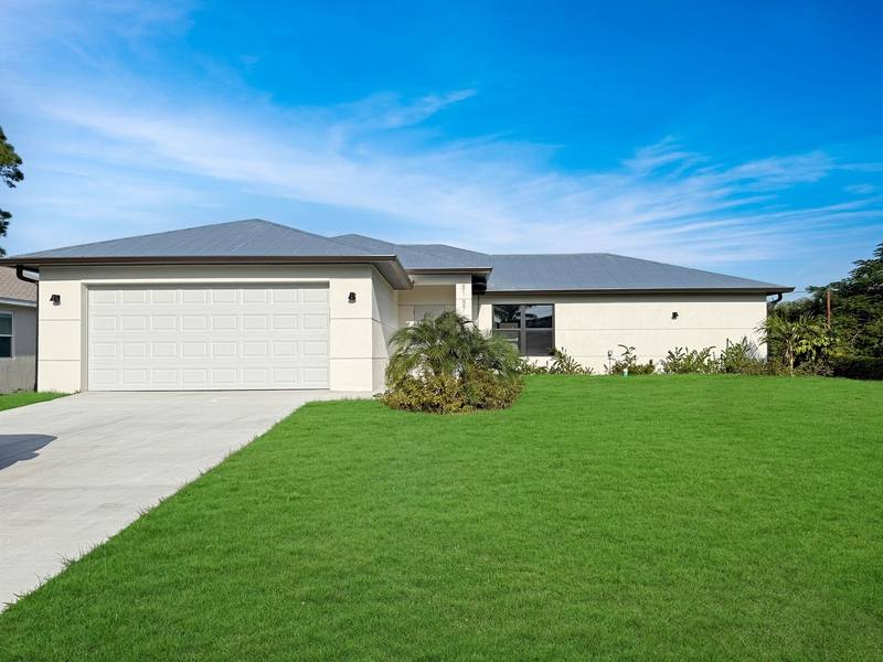 House for rent at 8157 Albatross Rd, Fort Myers, FL 33967