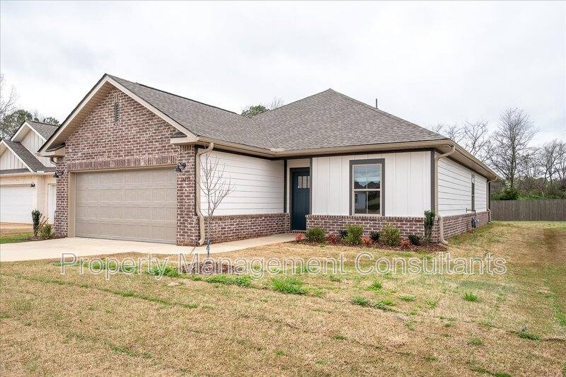 House for rent at 14653 Mountain Stream Dr, Athens, AL 35613